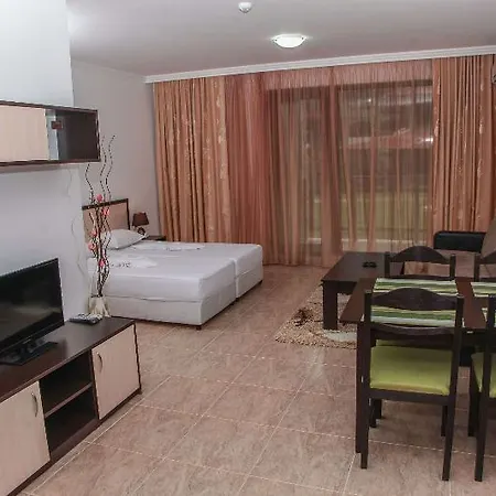 Апартхотел Апартаменти Олимп 4*