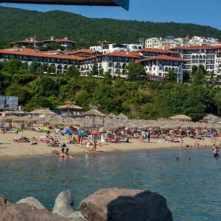 Апартаменти Олимп 4*