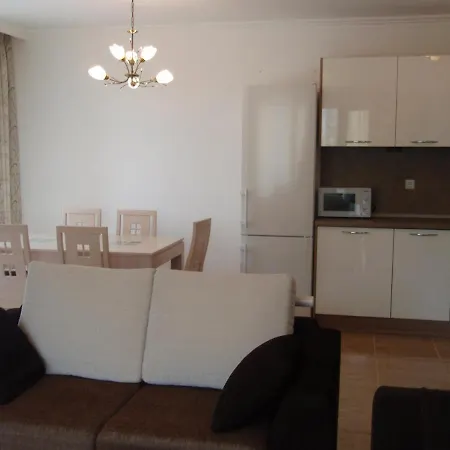 Апартхотел Апартаменти Олимп 4*